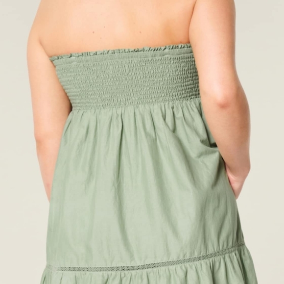 Elegant Green Strapless Dress - Picture 3 of 4